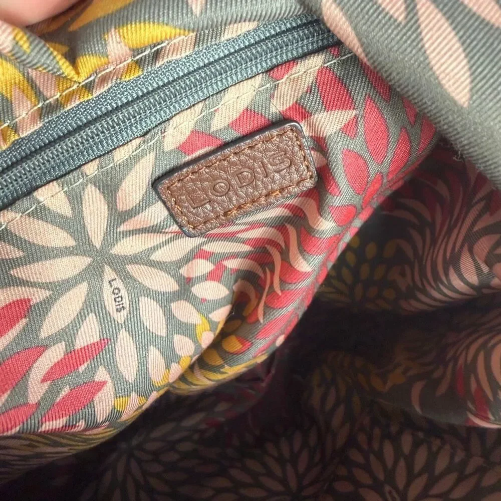 Lodis Sierra Leather Travel Tote Bag